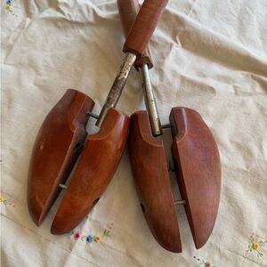 Antiqu Wooden Shoe Stretchers